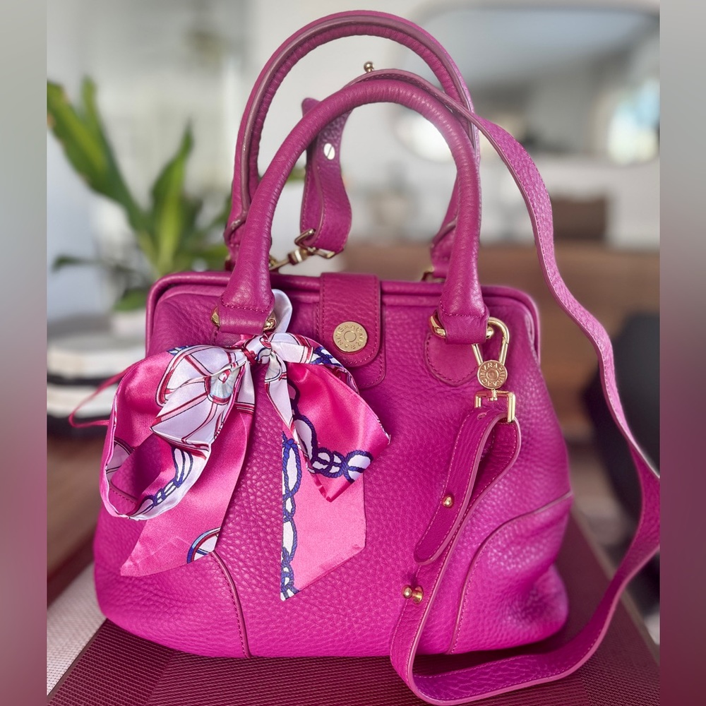Gorgeous Fushia Isaac Mizrahi Leather bag